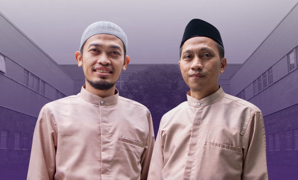 Berpakaian dengan Adab, Mengajar dengan Hati